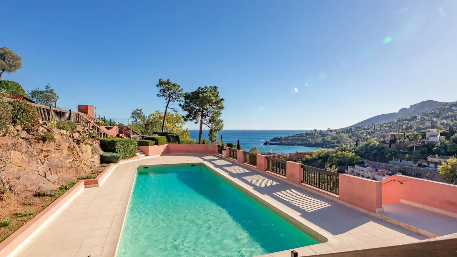 Studio Les Mas De La Mer By Interhome Theoule-sur-Mer